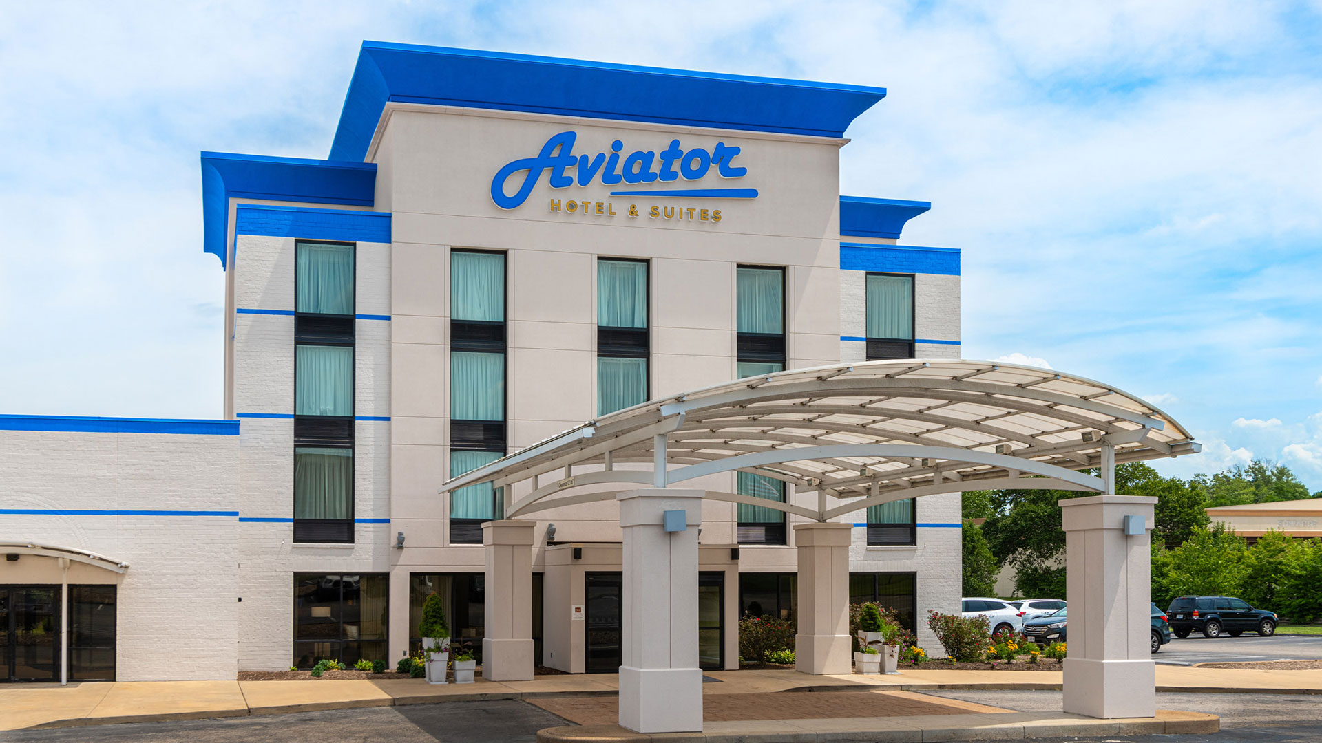 Aviator Hotel & Suites